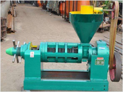 Rapeseed oil refining machine